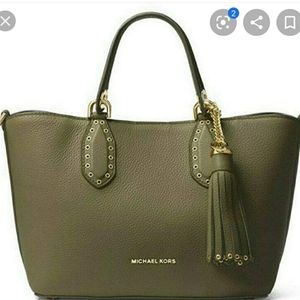 Michael Kors Brooklyn Large Satchel